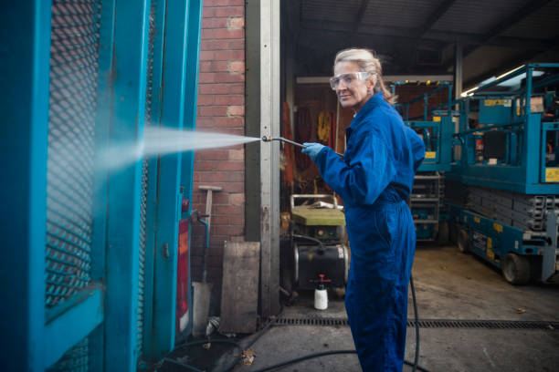 Best Restaurant Pressure Washing  in Fuller Heights, FL
